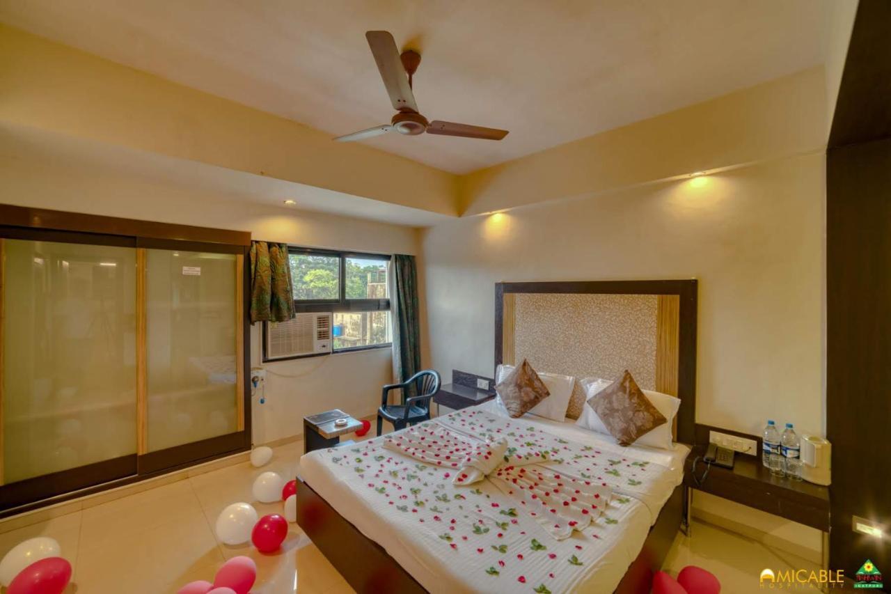 Hotel Ashwin Igatpuri, Pure Veg & Jain Food Екстер'єр фото