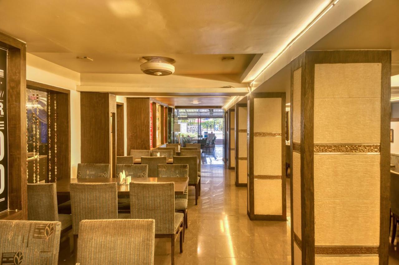 Hotel Ashwin Igatpuri, Pure Veg & Jain Food Екстер'єр фото