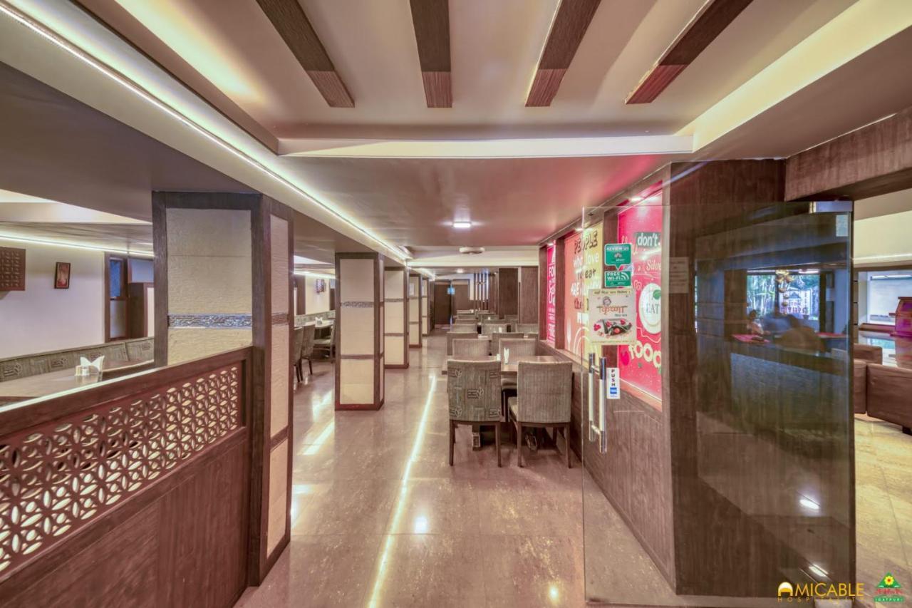 Hotel Ashwin Igatpuri, Pure Veg & Jain Food Екстер'єр фото